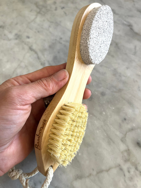 Pedicure tool bamboo brush with foot file ￼