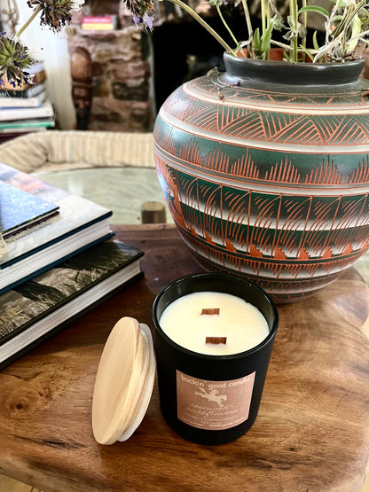 rosewood & wildflowers (buckin' good candle)